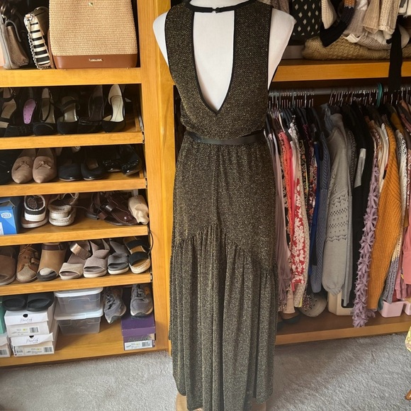 ⭐️BOGO FREE⭐️ ECOTE HiLo Open Back Halter Dress EUC Small 6 - Picture 10 of 14